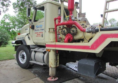 Our experts lay down protective heavy duty mats to prevent damaging the concrete sidewalk.